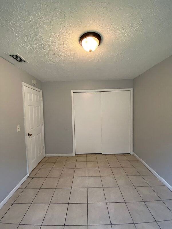 1413 E 99th Ave #B - Photo 6 of 21