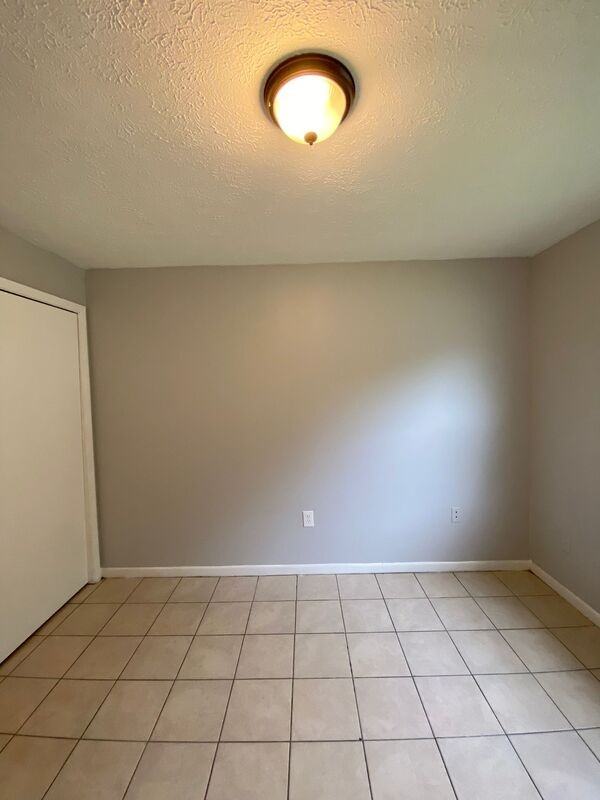1413 E 99th Ave #B - Photo 7 of 21