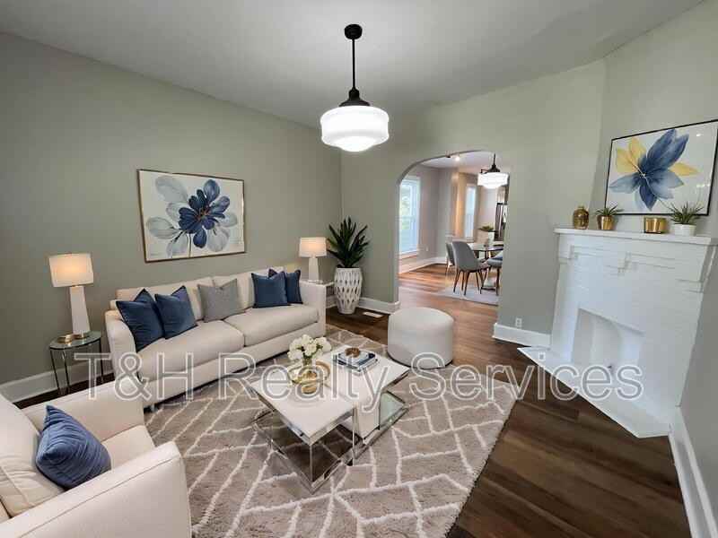 1123 Churchman Ave - Photo 3 of 21