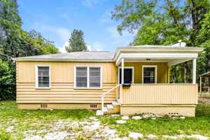 featured image of 1031 Bunker Hill Blvd