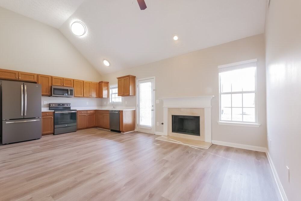 422 Limerick Way - Photo 4 of 17