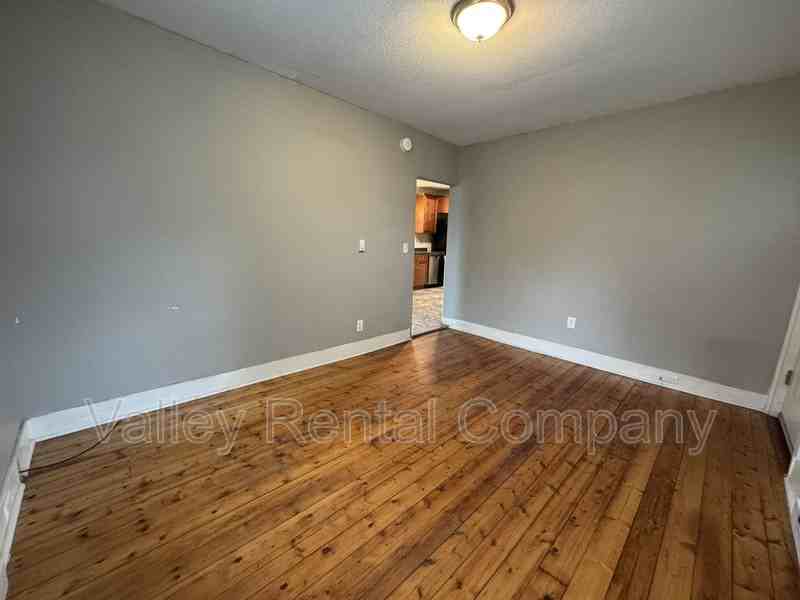 1 65A Market Street - Photo 7 of 14