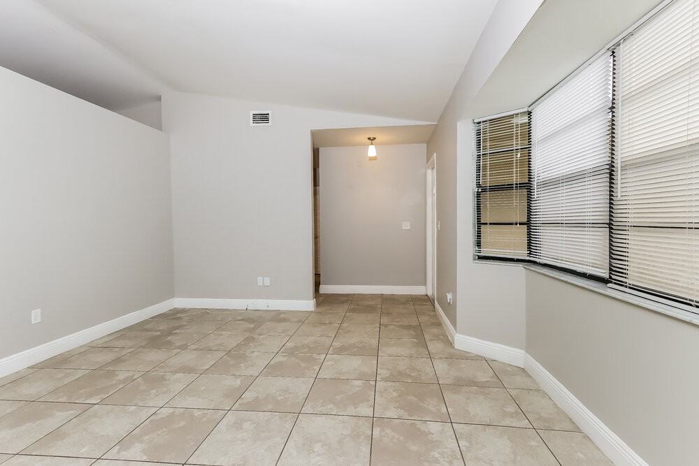12610 Orange Blvd - Photo 7 of 19