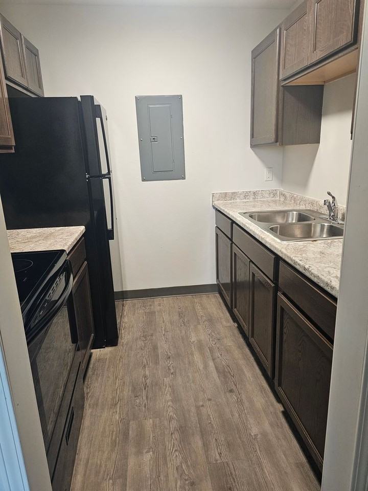 Northview Apartments - Photo 3 of 7