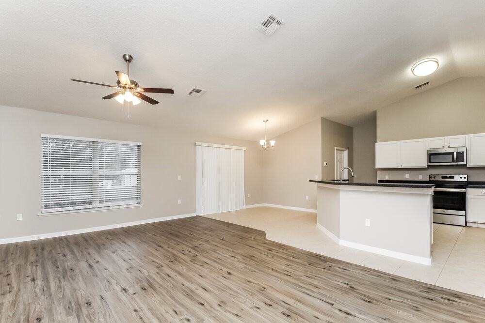 859 Jarnac Dr - Photo 5 of 16