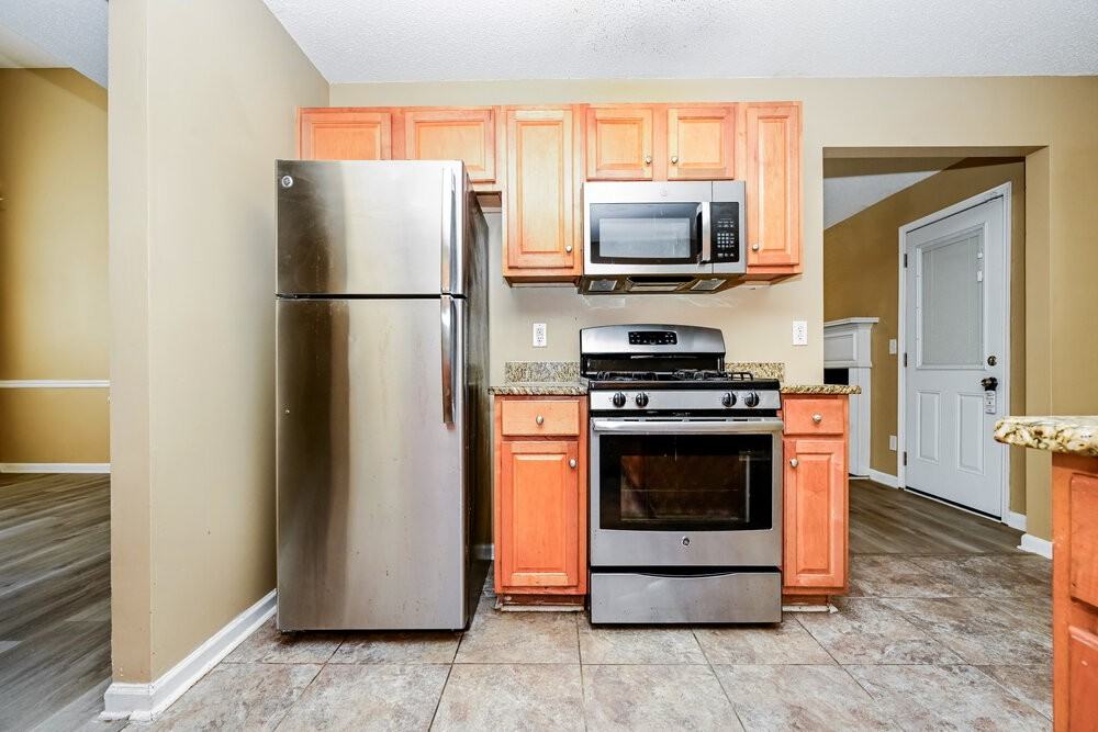7256 Teakwood Pl - Photo 6 of 16