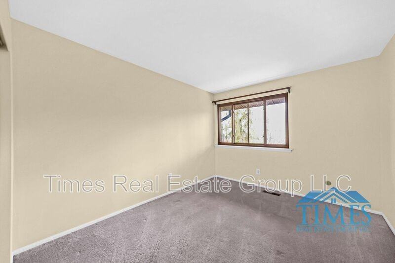 704 Worthington Dr - Photo 7 of 30