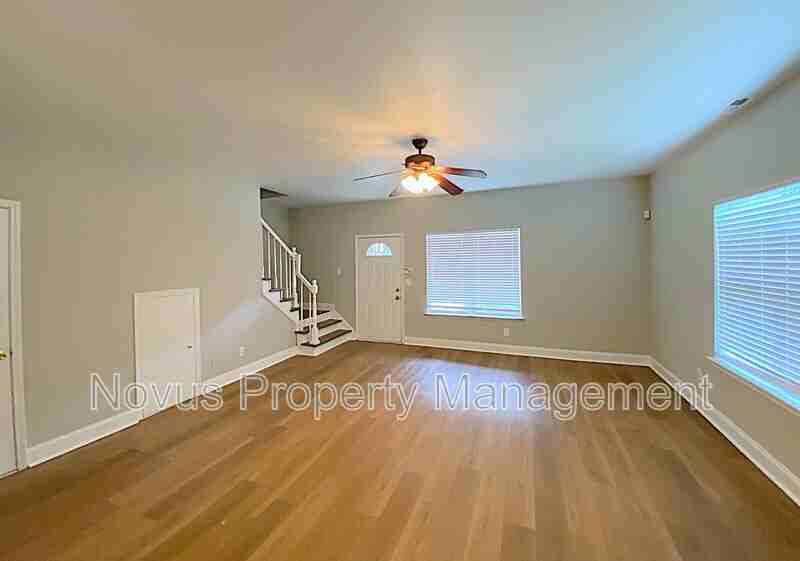 145 Bowen St #C4 - Photo 4 of 19