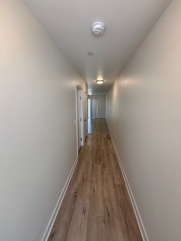 521 1/2 West 77th Street - Photo 3 of 19