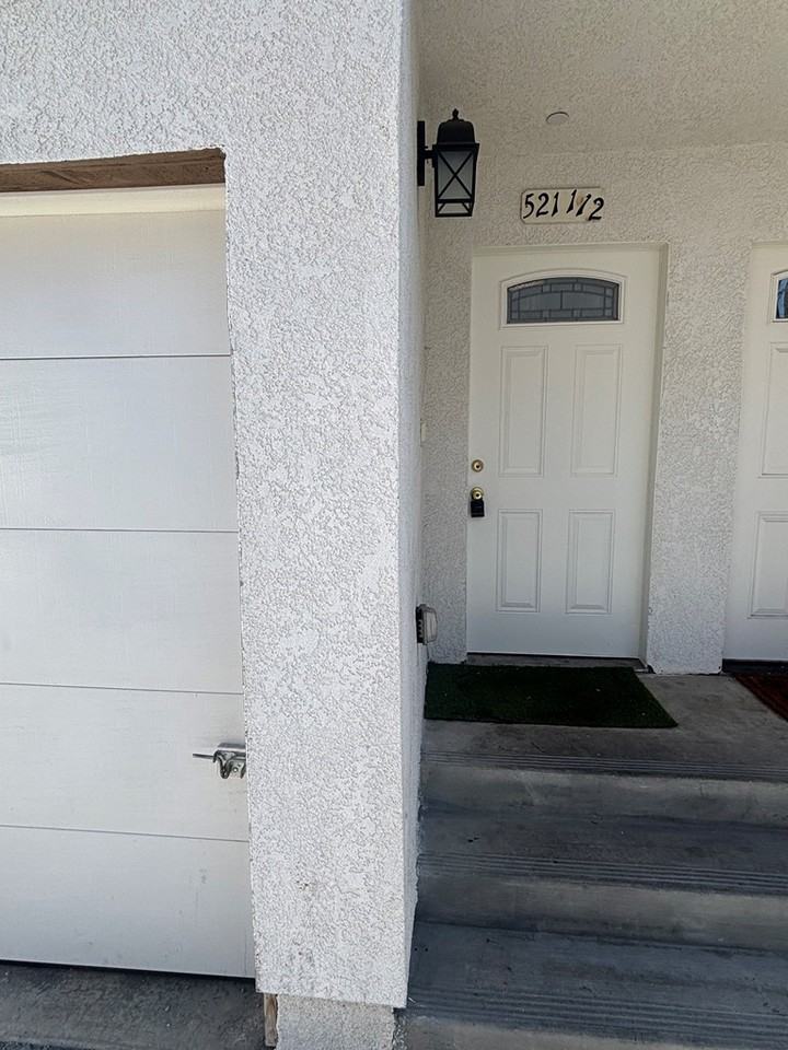 521 1/2 West 77th Street - Photo 2 of 19