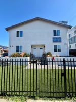 featured image of 521 1/2 West 77th Street