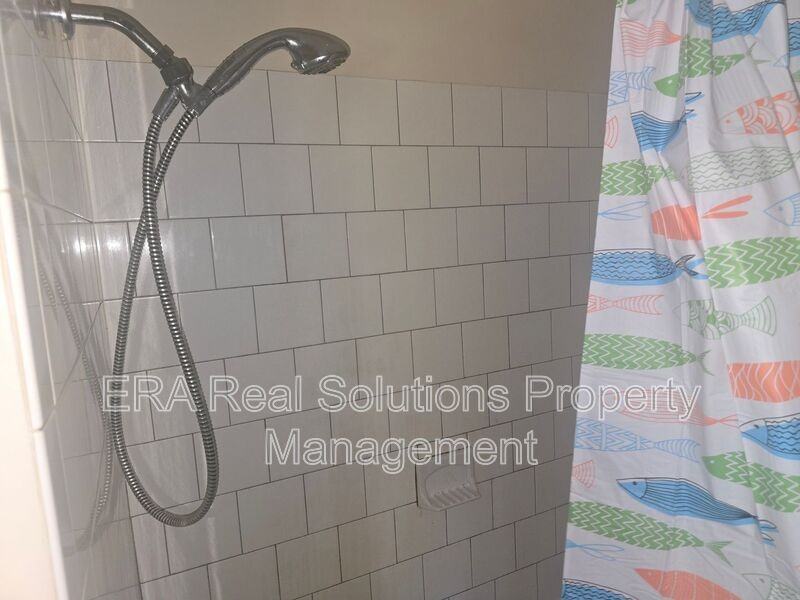 2611 Hood Ave - Photo 5 of 18