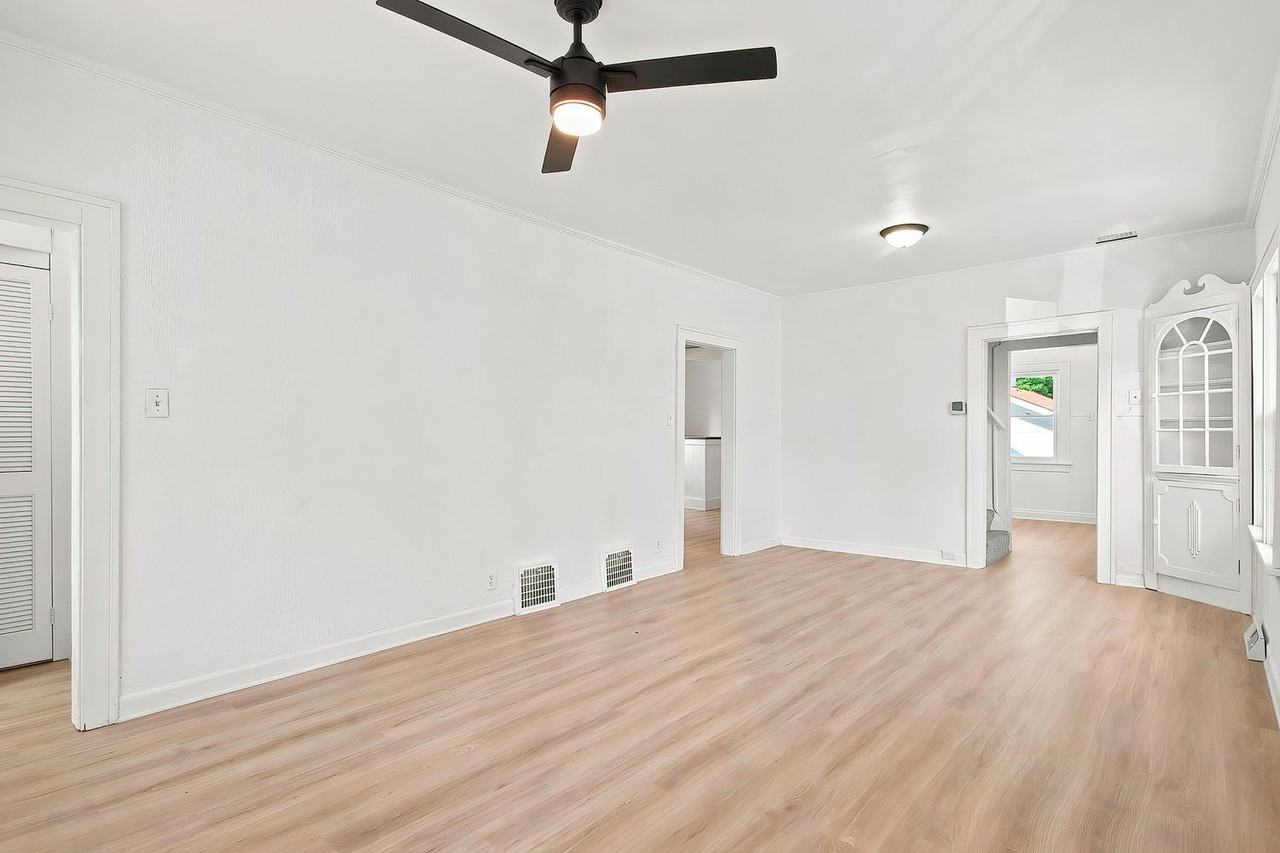 6929 13th Avenue - Photo 7 of 28