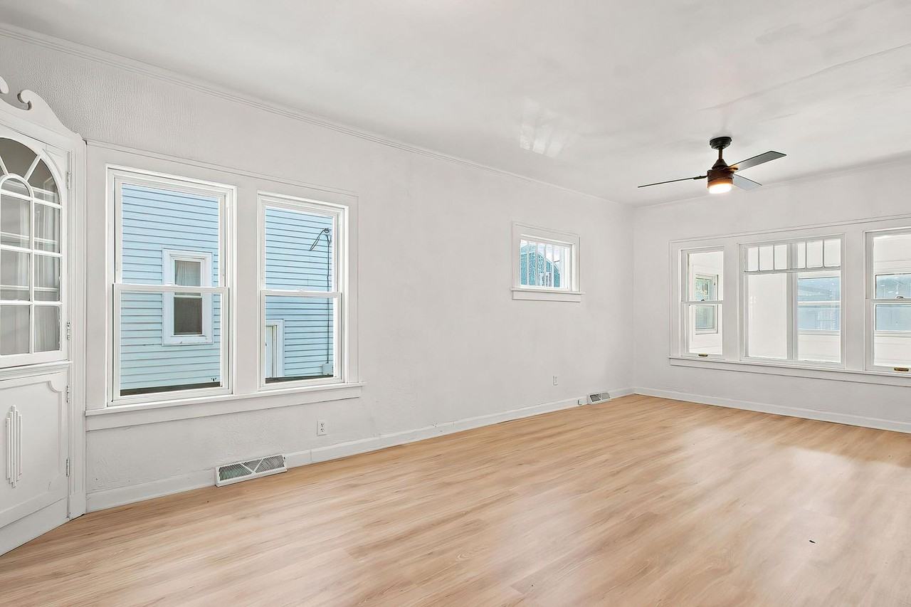 6929 13th Avenue - Photo 6 of 28