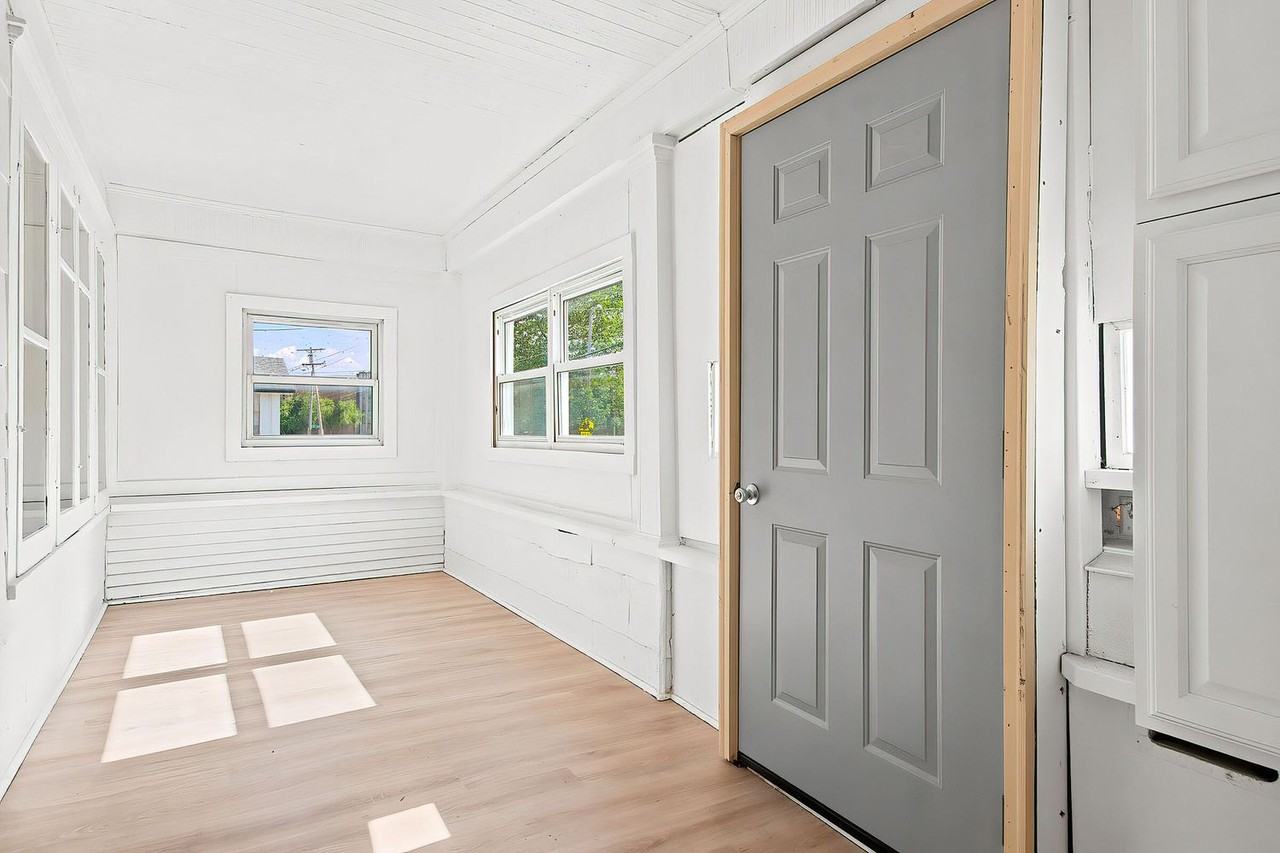 6929 13th Avenue - Photo 3 of 28