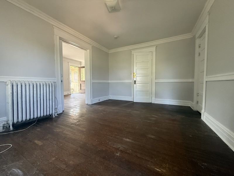 488 Hamilton St - Photo 3 of 7