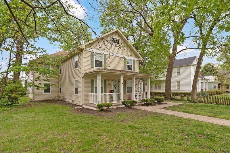 1138 E Walnut St #2 - Photo 2 of 20