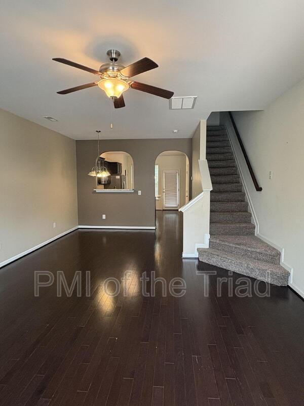 5327 Farm House Trl - Photo 2 of 11