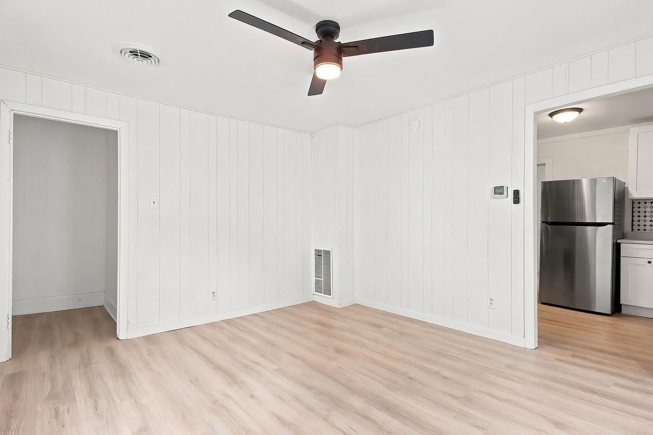 6929 13th Avenue - Photo 4 of 15