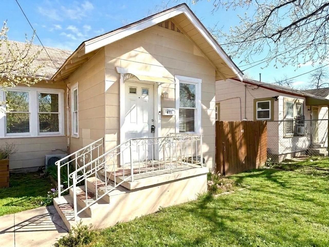 411 Canton - Photo 2 of 21
