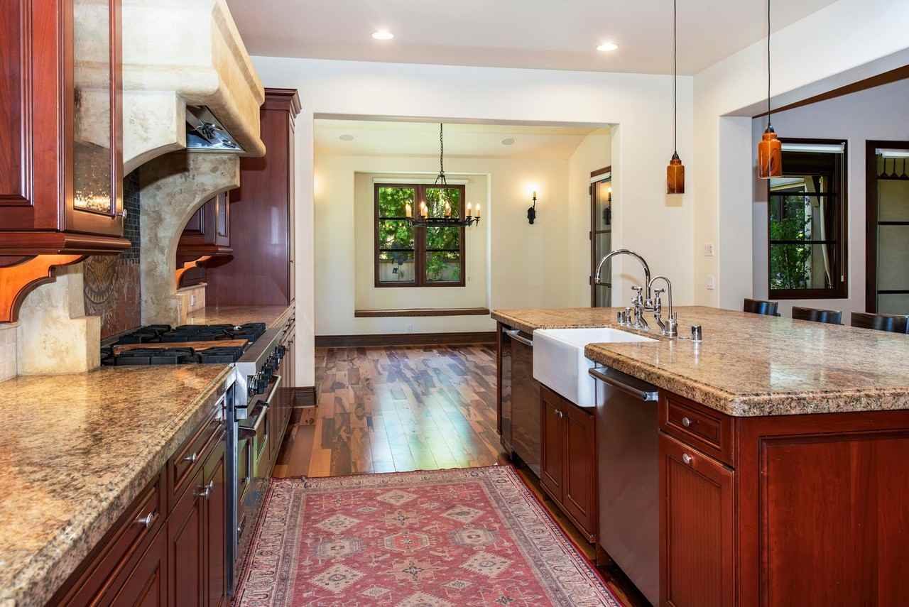 7767 Kestrel Ln - Photo 4 of 24