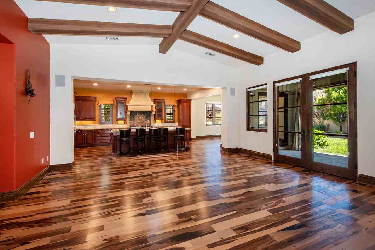 7767 Kestrel Ln - Photo 5 of 24