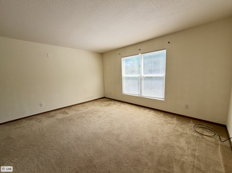 1241 Ohio St - Photo 7 of 16