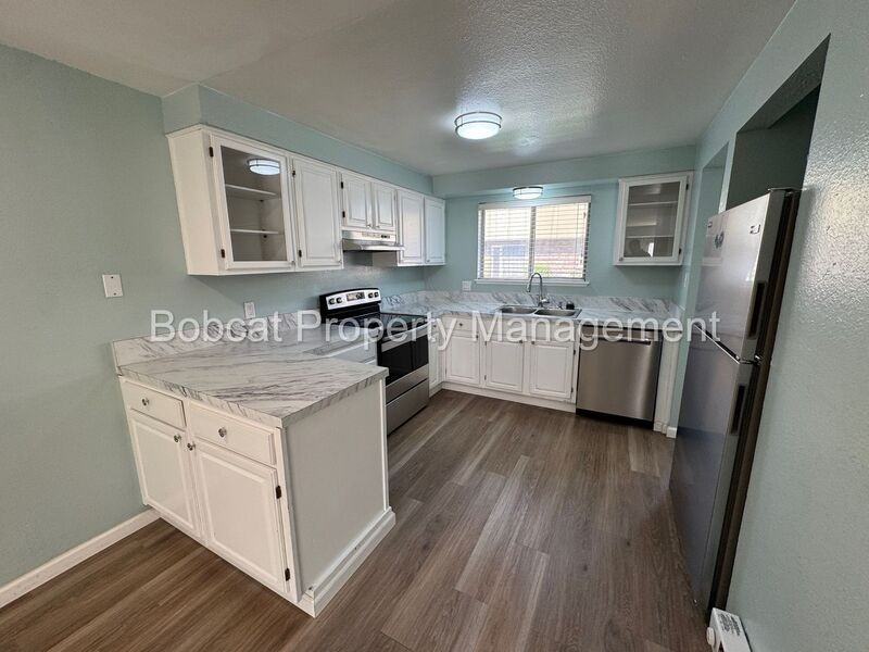 1330 Ashby Ct - Photo 6 of 24
