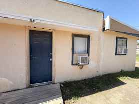 216 S Avenue I - Photo 1 of 1