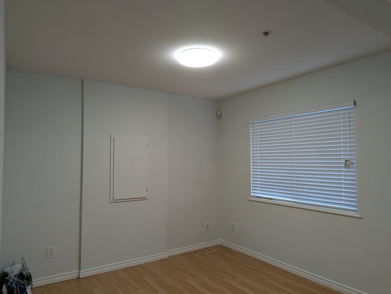 2202 Waverley Avenue - Photo 4 of 5