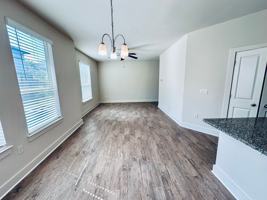 featured image of 2216 Creekside Ln