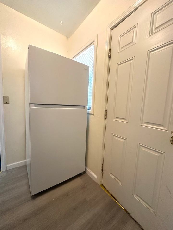 30 N 5th St - Photo 3 of 12