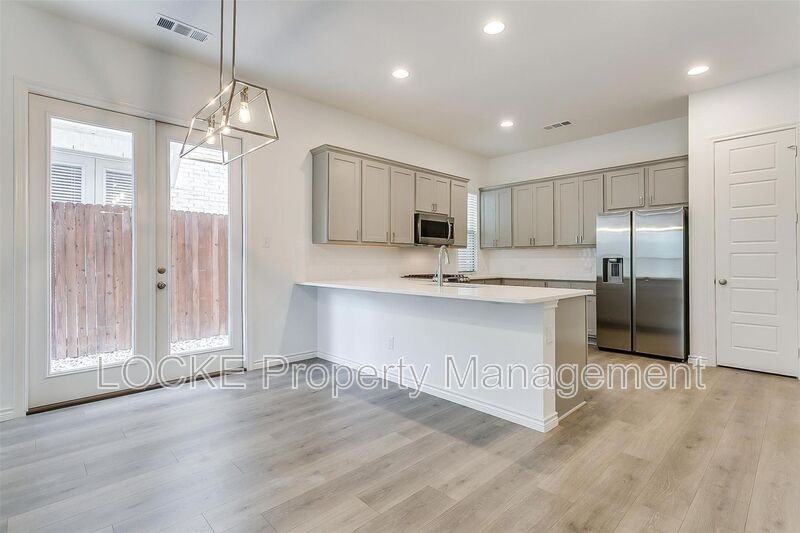 205 Athenia Dr - Photo 6 of 22