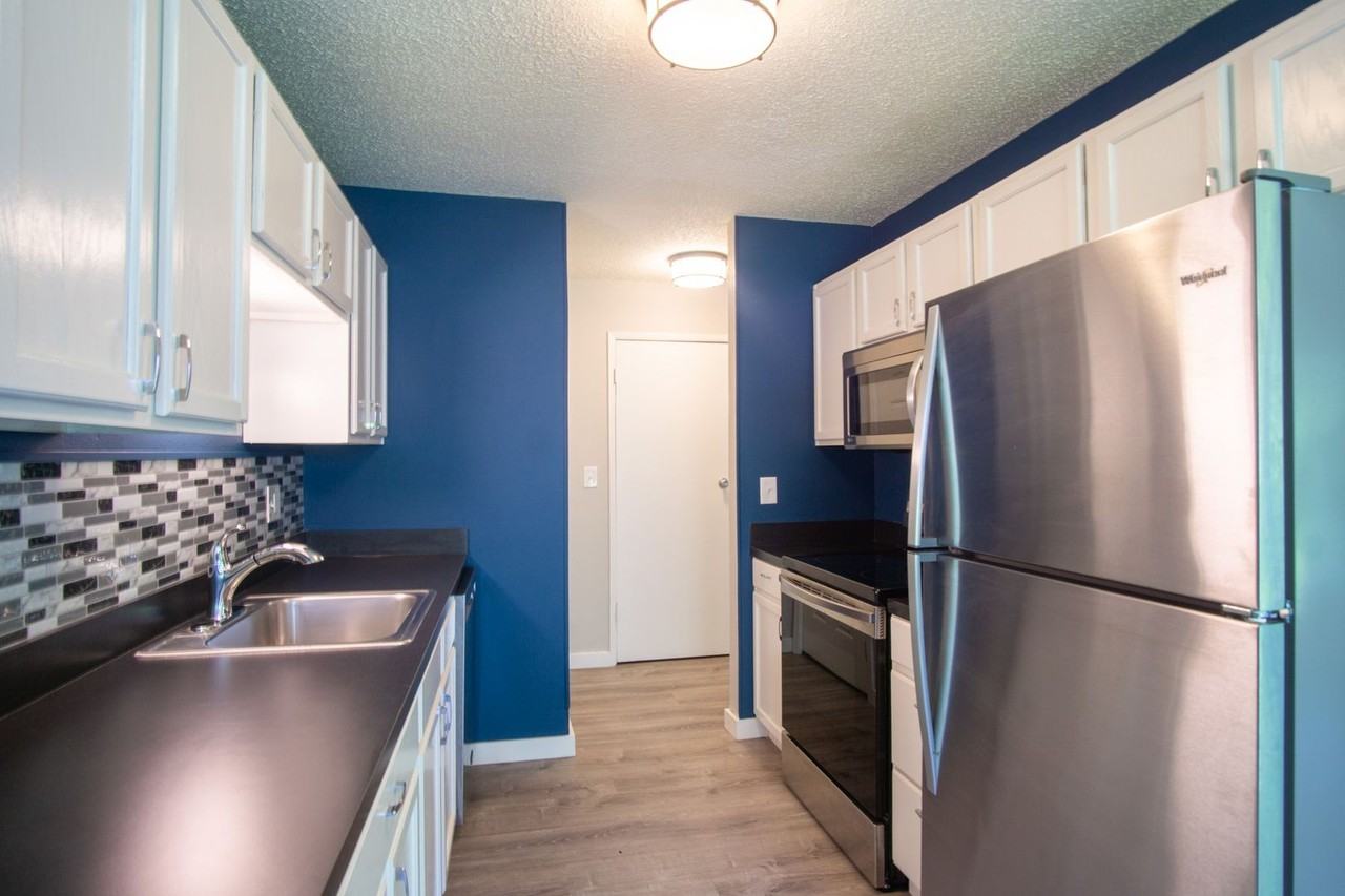 4151 Se 37th Ave #1 - Photo 5 of 16