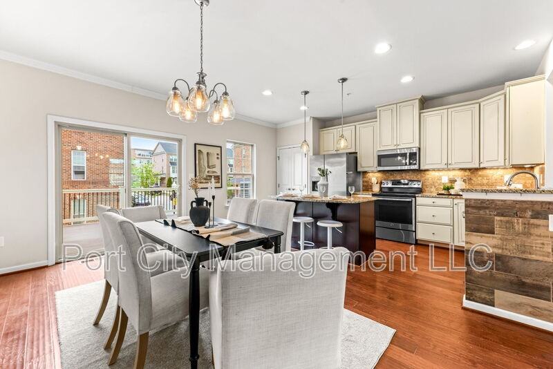 840 Oldham St - Photo 5 of 10