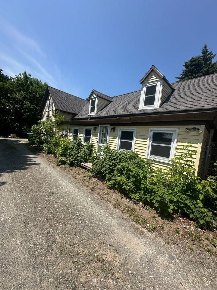 24 Grays Ln - Photo 3 of 16