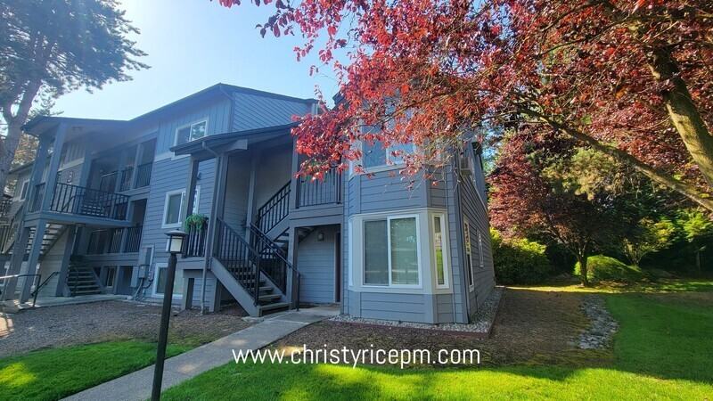 11109 Ne 124th Ln #B208 - Photo 2 of 18