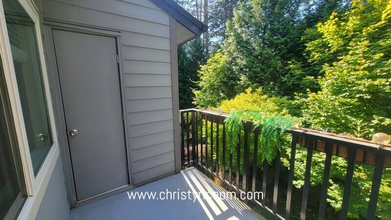 11109 Ne 124th Ln #B208 - Photo 4 of 18