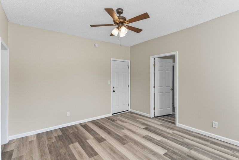 1939 Mccalla Ave - Photo 2 of 10