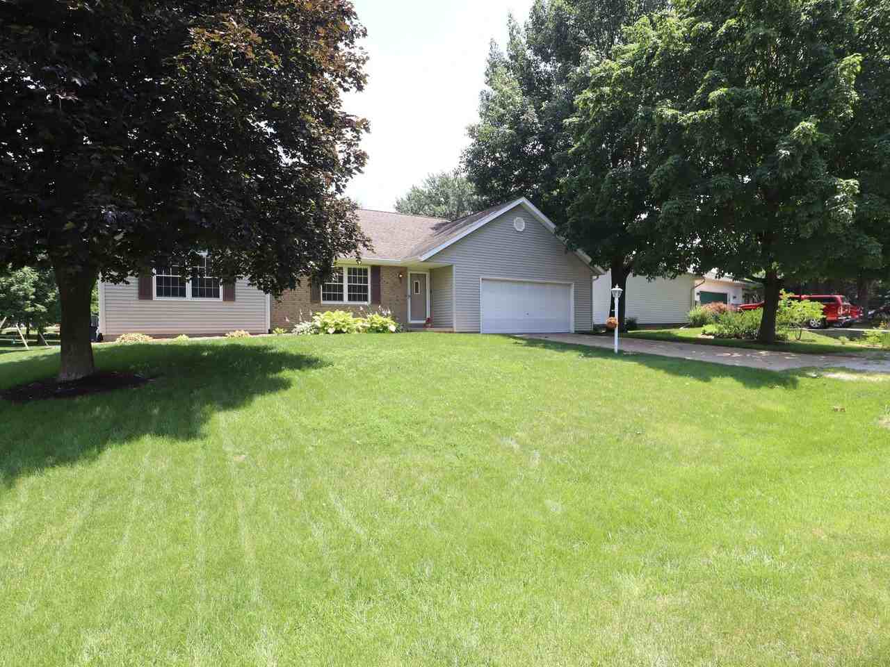 309 Arbor Vitae Dr - Photo 3 of 20