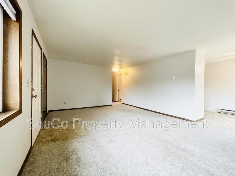 1621 23rd Ave - Photo 2 of 17