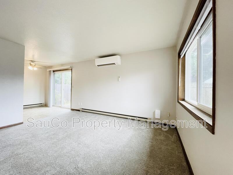 1621 23rd Ave - Photo 3 of 17