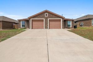 featured image of 903 Lasso Dr