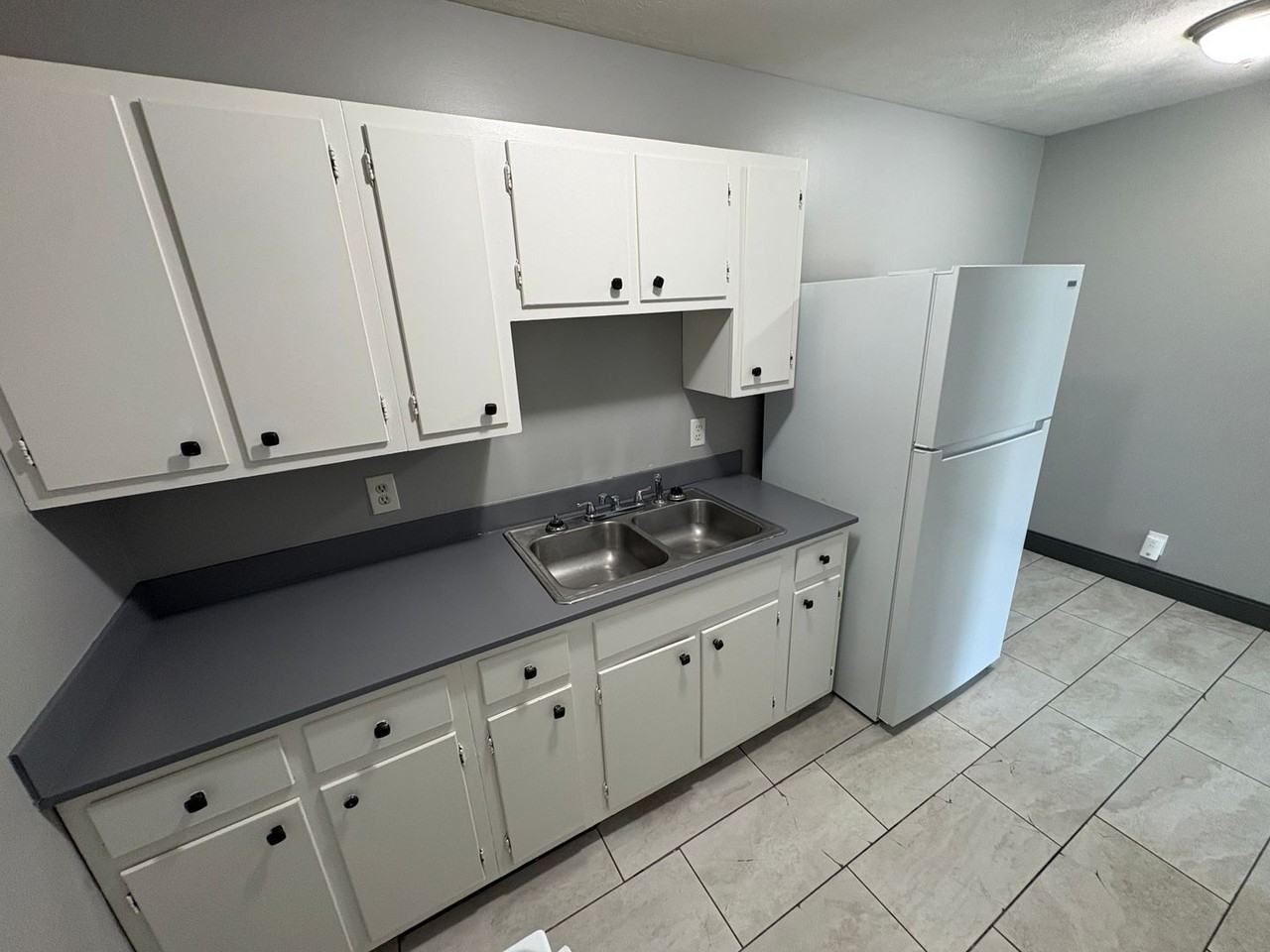 1527 S. 20th - Photo 6 of 16
