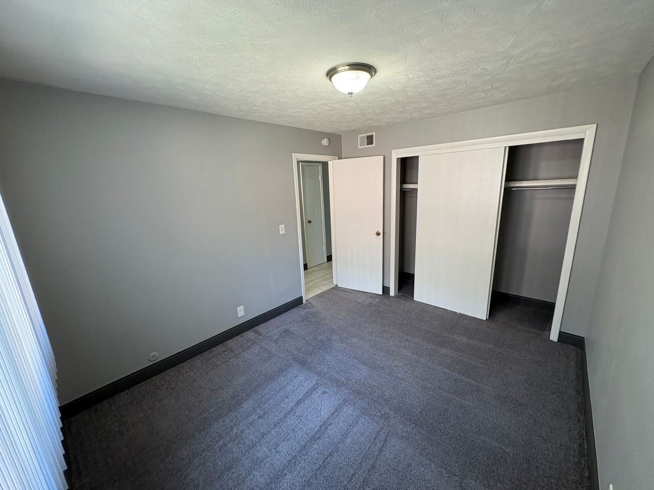 1527 S. 20th - Photo 7 of 16