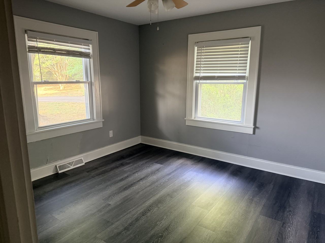 1828 Statesville Blvd - Photo 6 of 13