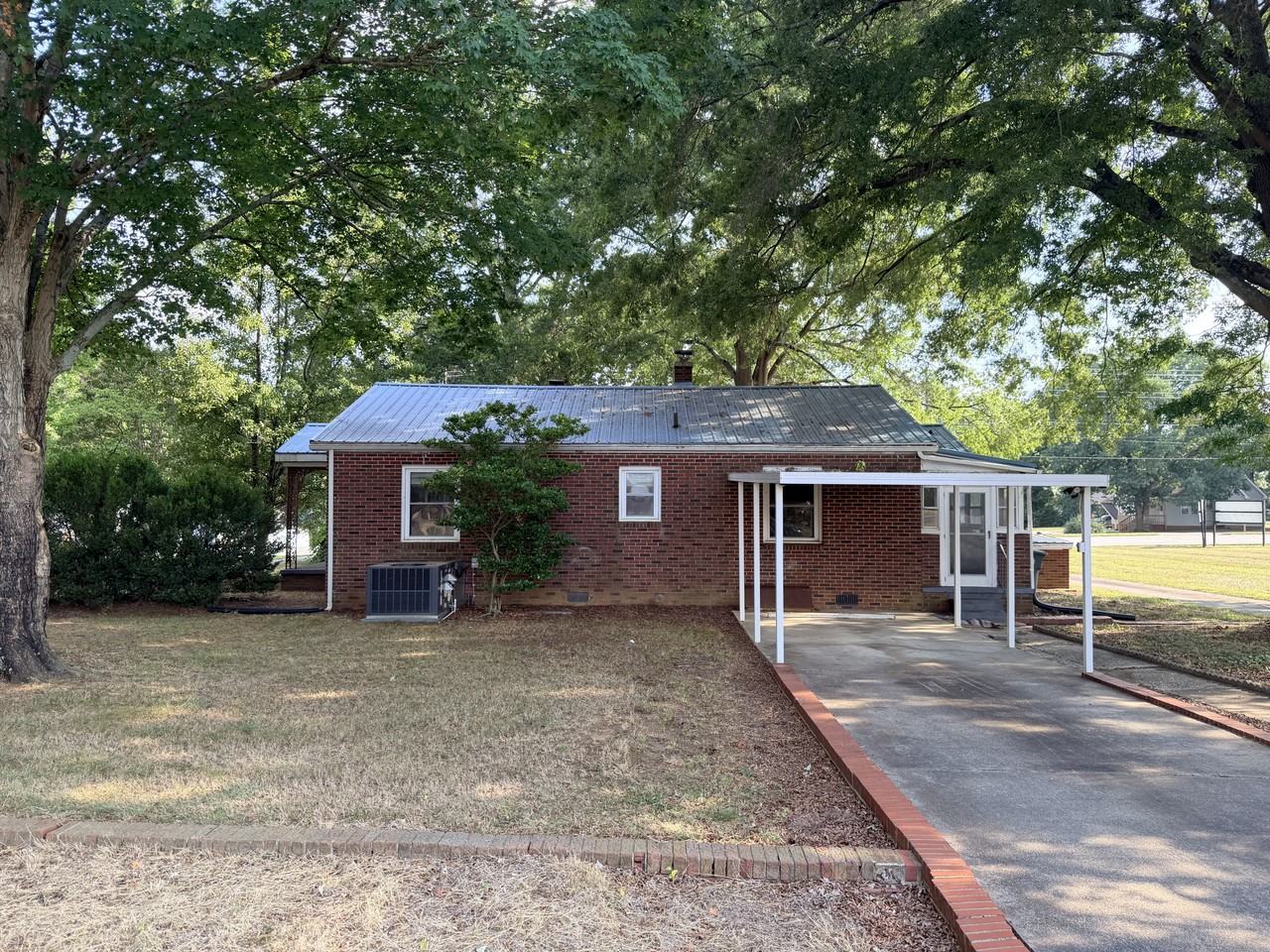 1828 Statesville Blvd - Photo 2 of 13