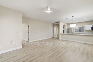 554 E San Carlos Way - Photo 1 of 1