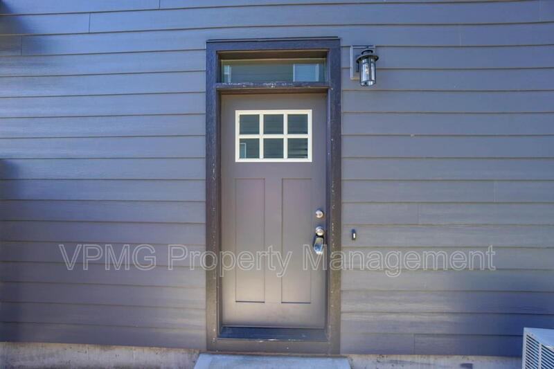 2932 Nw 16th St #A - Photo 4 of 23