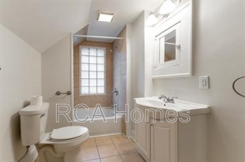1015 E Morris St - Photo 5 of 9